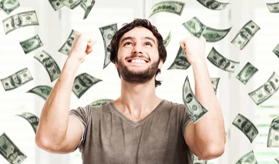 Meespelen met de loterij kan je zeker veel geld opleveren. Hier lees je wat de 10 grootste jackpot uitkeringen ooit zijn, bij diverse bekende loterijen.