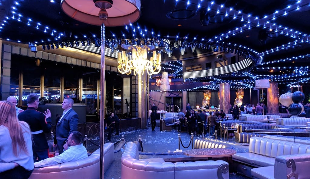 XS Las Vegas Review ᐈ Dansen, nachtzwemmen & meer!🥇