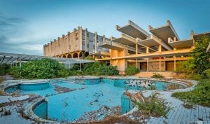 Verlaten casino’s: Casino Hotel Haludovo