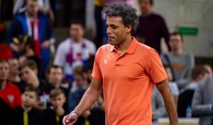 Bingoal presenteert Pierre van Hooijdonk als ambassadeur