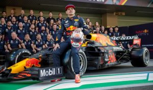 Rapper Drake verliest monsterbedrag door winst Verstappen